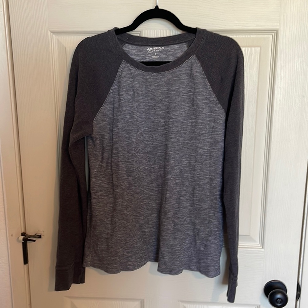Arizona Long Sleeve Tee. Size M.